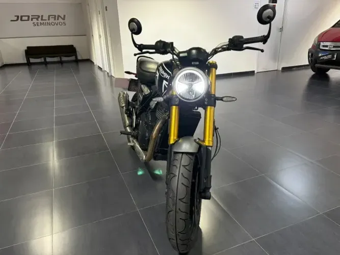 TRIUMPH SPEED 400