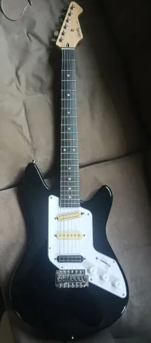 Guitarra Tonante Valentine's - Deep Dark