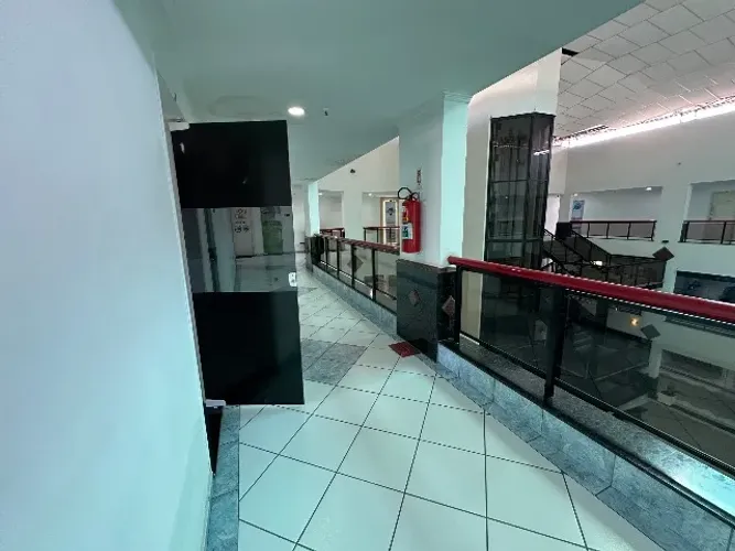 Alugo sala comercial no Fly Shopping Bacaxá, Saquarema/RJ