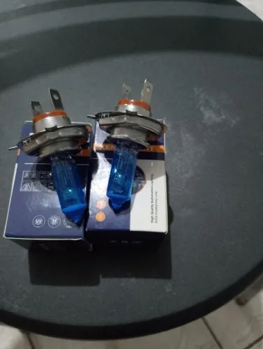 Lâmpada H4 super branca 12 volt