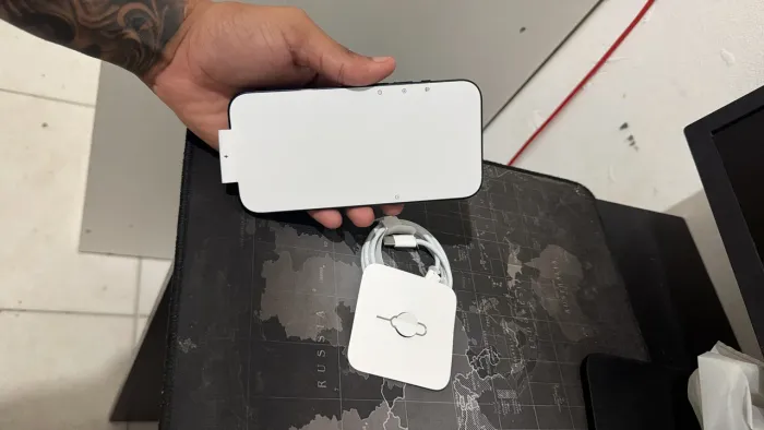 IPHONE 15 128GB NUNCA ATIVADO