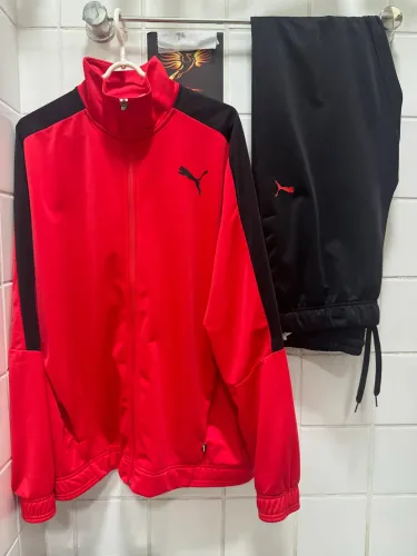 Conjunto PUMA ORIGINAL em ótimo estado tamanho GG , me segue no insta @origem da rua 01