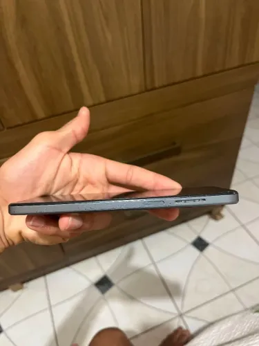 MOTO G14 COM DEFEITOS 250 REAIS