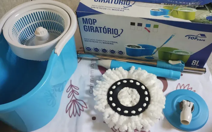 Mop giratório 8L Novo na caixa <br> Valor: 50,00