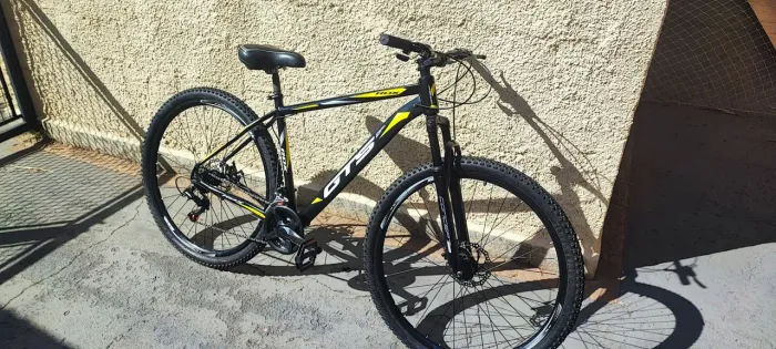 Bicicleta aro 29 revisada novinha