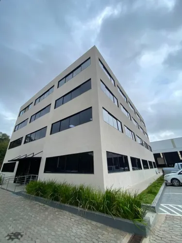 Salas Comerciais ? CAANA Centro Empresarial Smart Center