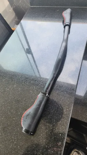 Guidon de carbono, modelo riser, com punho 