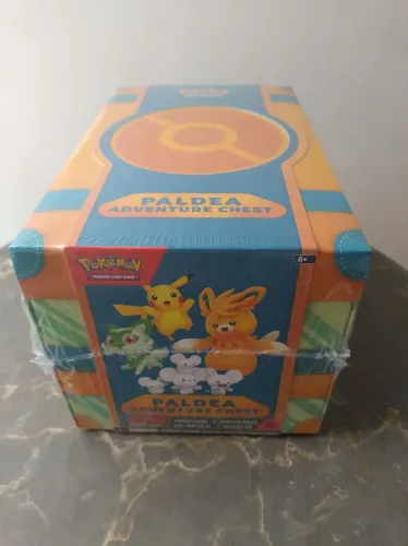 Box Pokémon Paldea Adventure Chest