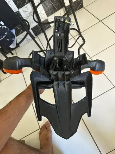 Rabeta/Paralama traseira com piscas Yamaha YZF-R1 1000cc 2008 ORIGINAL