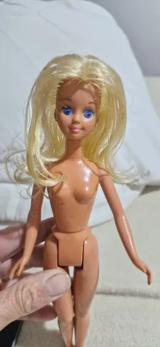 Boneca Barbie Skypper sem roupa da Estrela