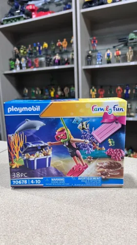 Conjunto 70678 Lacrado Metgulhadora e preciosidades playmobil 