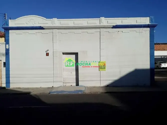 Casa para alugar. 400 m² - Centro - Teresina/PI