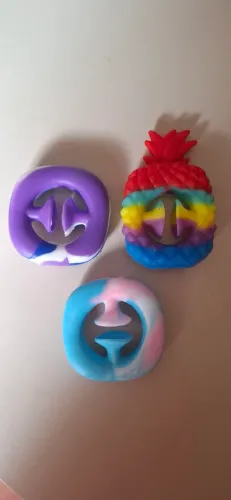Brinquedo sensorial 