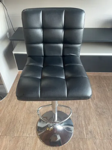 4 Banquetas Giratória 