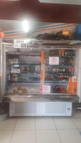 Expositor aberto refrigerado medindo 1,70x1,90x0,60 110v
