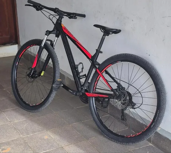 Bicicleta Focus aro 29