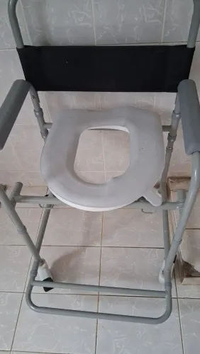 Cadeira higiênica