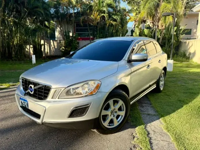 Volvo XC 60 2.0 T5 5P 2011