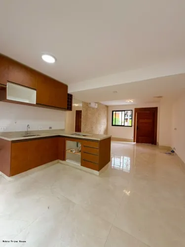 Casa em Condomínio para Locação em Cotia, Parque Rincão, 3 dormitórios, 1 suíte, 2 banheir