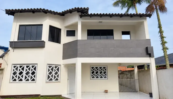 BAIXOU O PREÇO: Sobrado na Ilha dos Valadares