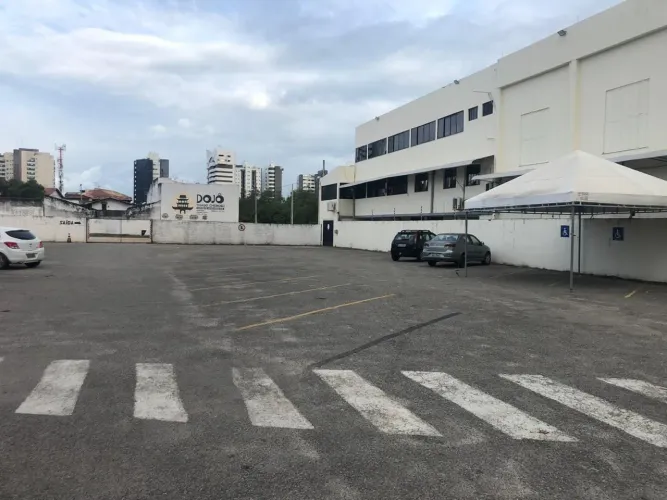 Terreno à venda, 1672 m² ao lado da Igreja Quadrangular no bairro Jardins - Aracaju/SE