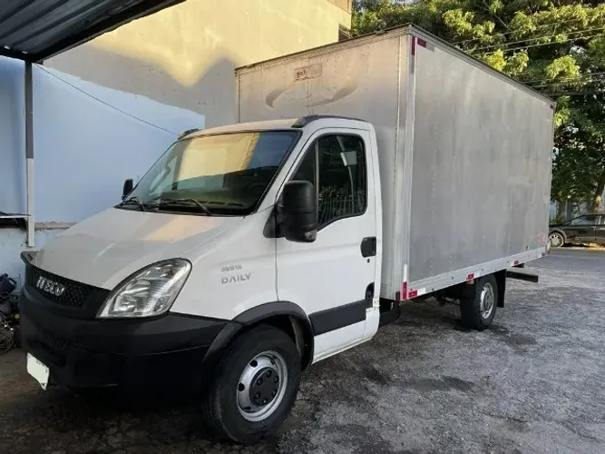 Iveco Daily Chassi 35s14 3.0 16V Diesel Mec. (e5) 2018