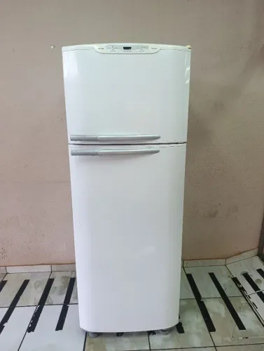 Geladeira Eletrolux Frost Free 413 litros