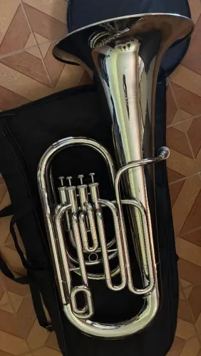 Tuba 4/4 em Dó.