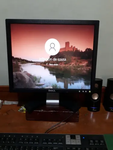 Monitor Dell 17polegadas Lcd. Perfeito.