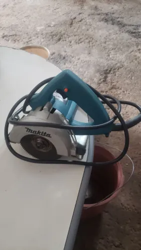 Makita