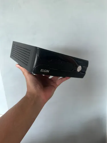 Mini PC Elgin Nano - Celeron J1800 / 4GB RAM / SSD 128GB / HDMI / Win 10