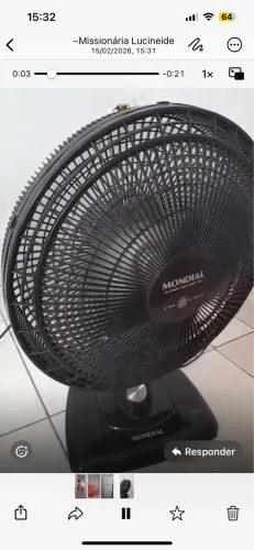Vendo 2 ventiladores 150 cada um semi novo.