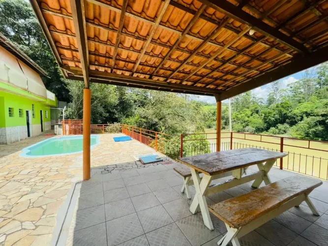 Linda Chácara em Santa Branca na beira do Rio Paraíba; Oportunidade de Investimento: IMÓVE