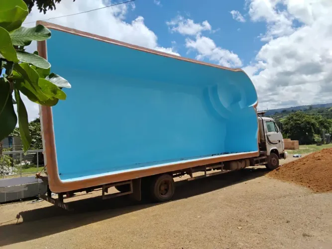 Piscina com hidromassagem e kit filtrante 9 mts