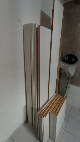 VENDO MDF PARA BALCÃO - ÓTIMO ESTADO<br>