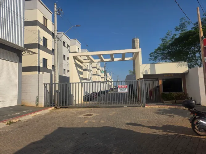 Apartamento com area externa privativa no condomínio smart living
