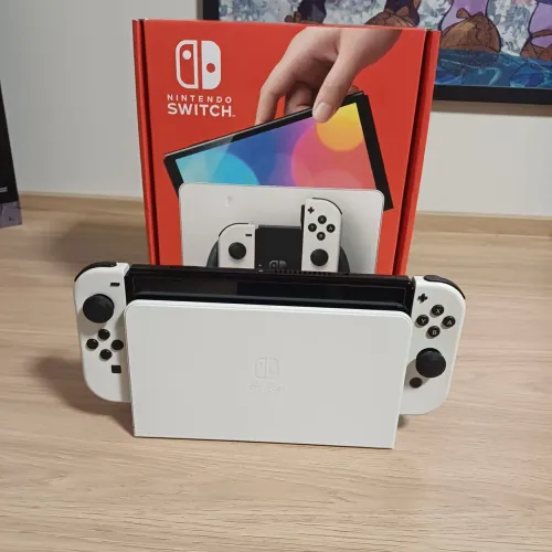 Nintendo Switch OLED (Desbloqueado)