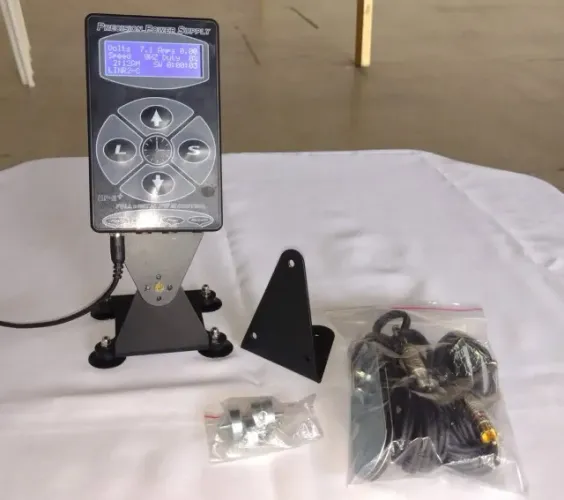  FONTE DIGITAL HURRICANE + suportes + pedal + cabo rca