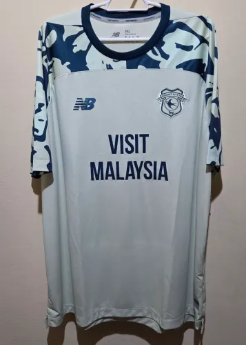 camisa cardiff new balance original away 2025/2026