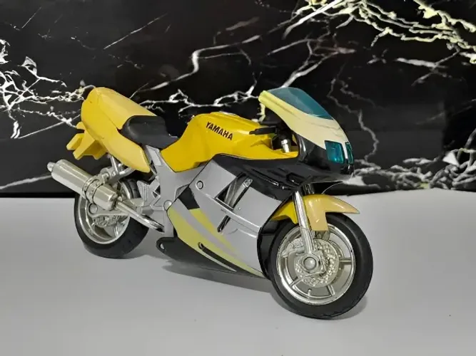 Miniatura Yamaha Fzr 600r Saico 1/18 Amarelo