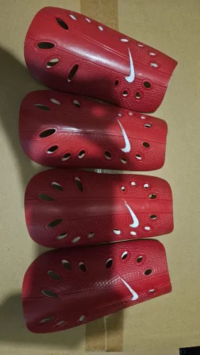 Caneleira Futebol Nike (Leve um par e ganhe outro)