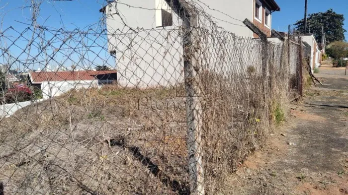 Terreno à venda em Campinas, Vila Nogueira, com 328 m²