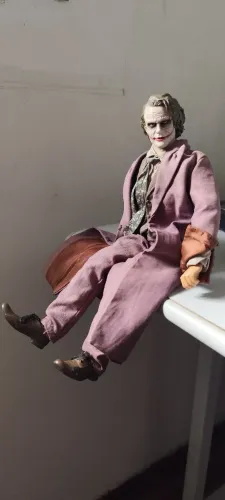 Coringa The Dark Knight Hot Toys Escala 1/6 Mms68 (usado)