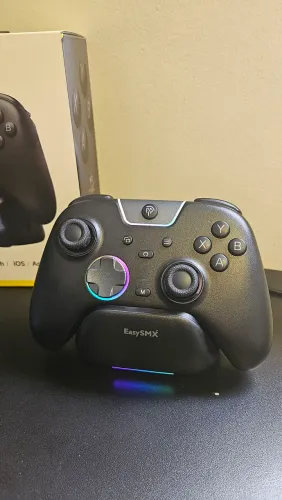 Controle EasySMX X05 Pro com Dock