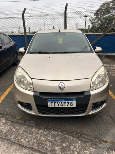 Renault Sandero Privilège Hi-flex 1.6 16V 5P AUT 2012