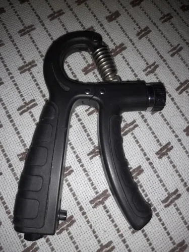 Hand grip