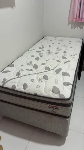 Cama de solteiro