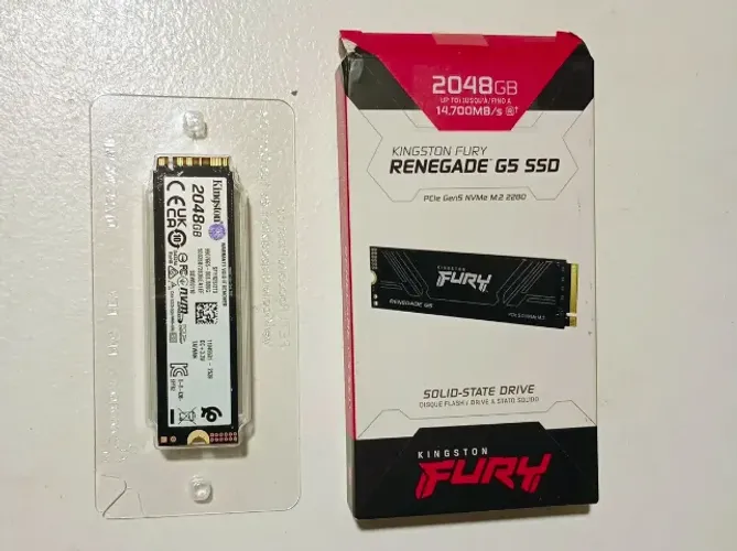 SSD 2TB NVMe PCIe 5.0 M.2 2280 14800MB/s Kingston Fury Renegade G5 [LACRADO NOVO ORIGINAL]