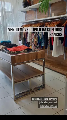 Equipamento mobília loja