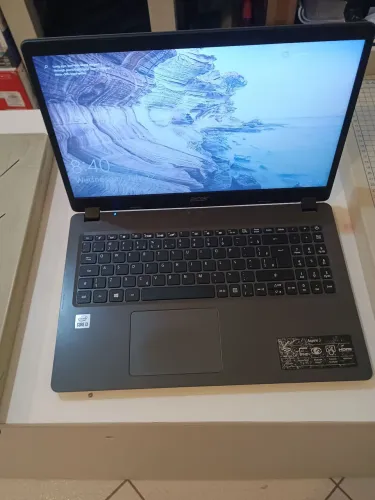 Notebook Acer I3 , 10 ger